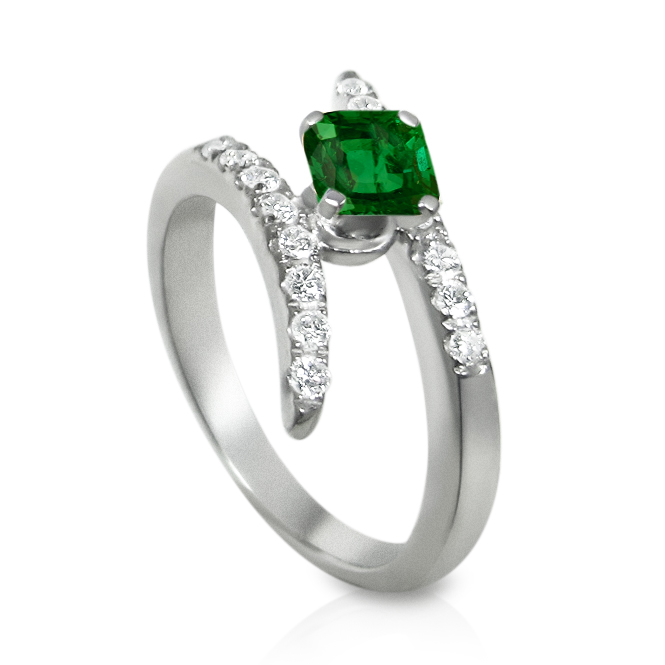 https://goldiam.co.il/sites/default/files/10025-1_whitegold_emerald_0.jpg