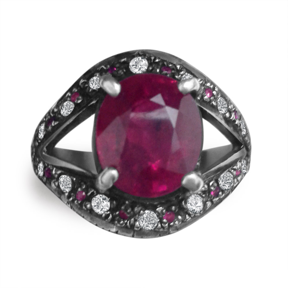 https://goldiam.co.il/sites/default/files/174_whitegold_ruby_0.jpg