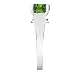 https://goldiam.co.il/sites/default/files/1935648-62S_whitegold_emerald.jpg