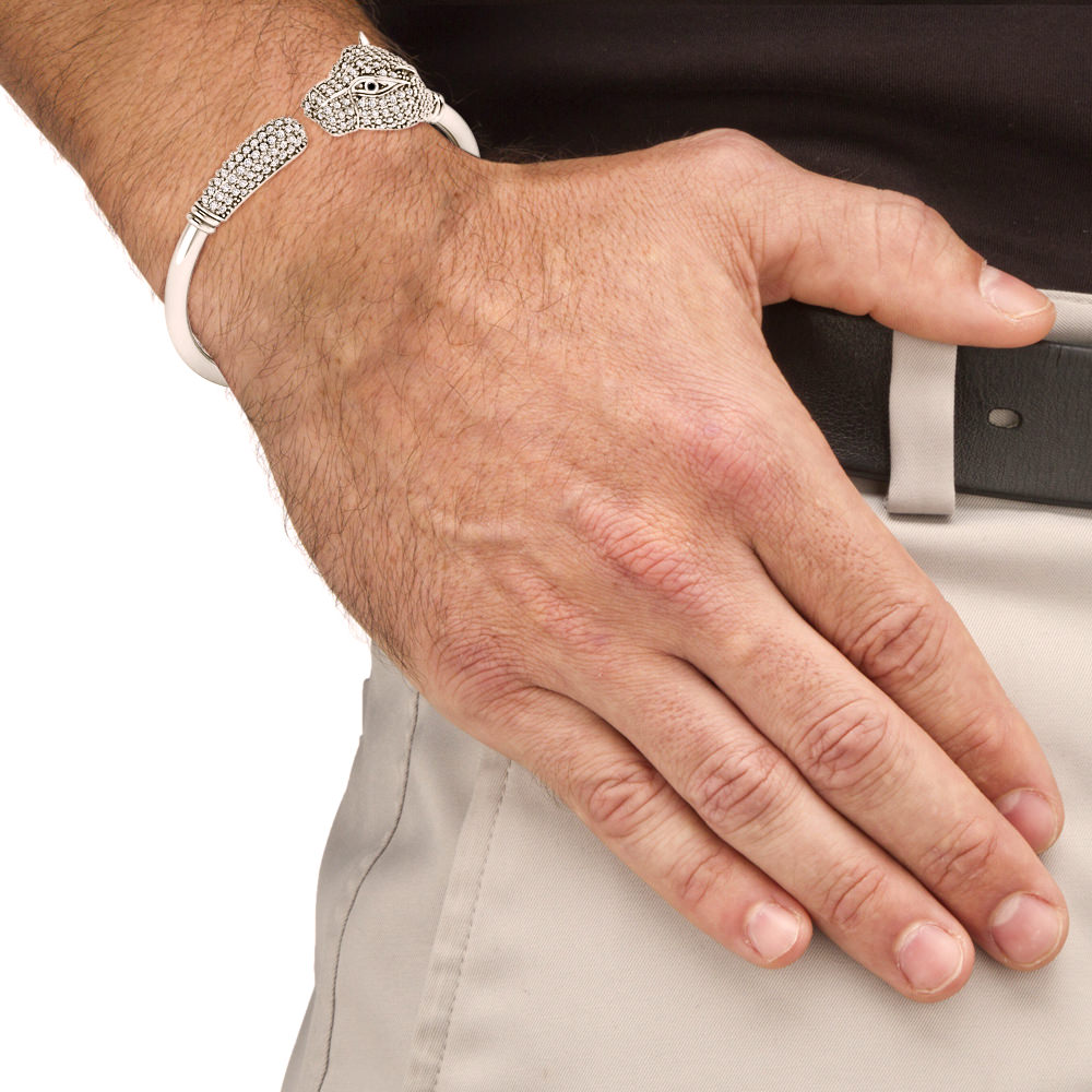 https://goldiam.co.il/sites/default/files/2054543_hand_men.jpg
