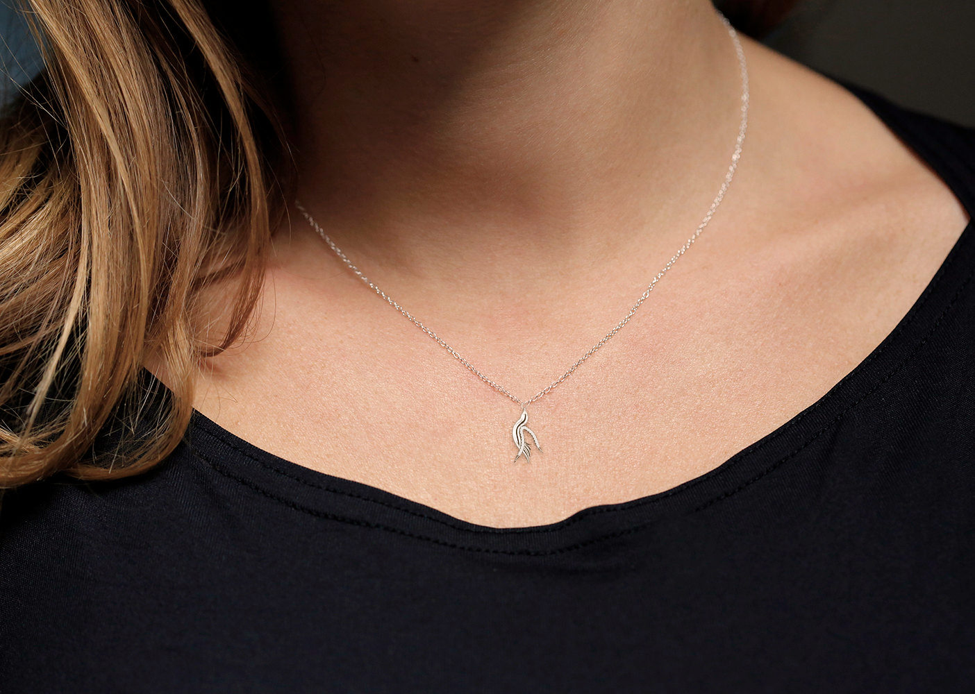 https://goldiam.co.il/sites/default/files/2099004_neck_silver_0.jpg