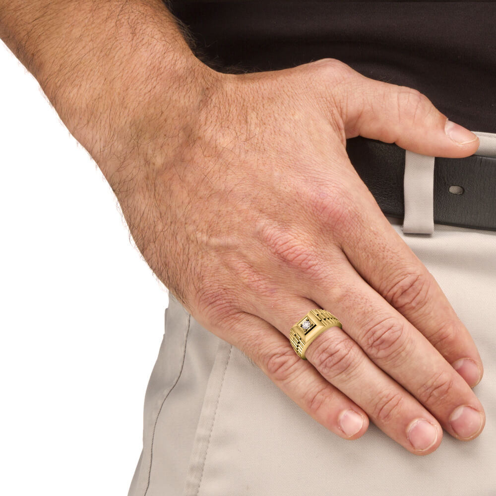 https://goldiam.co.il/sites/default/files/255743.PSD_hand_men_0.jpg