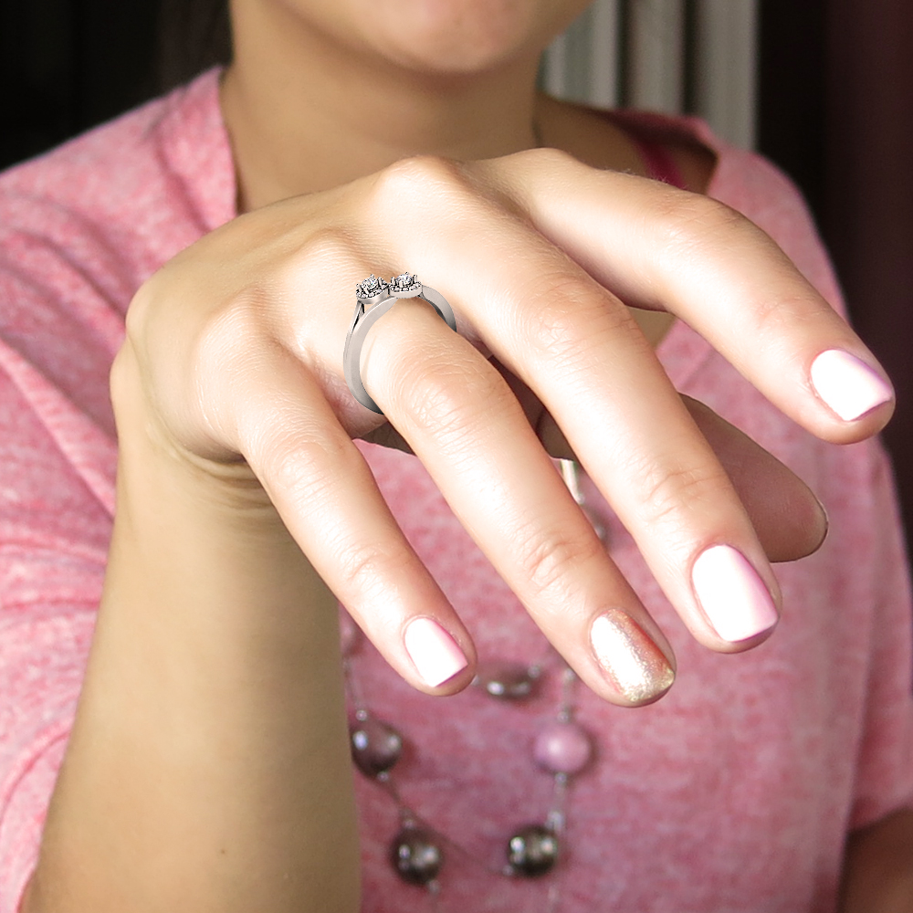 https://goldiam.co.il/sites/default/files/D44910-1_hand_side4.jpg