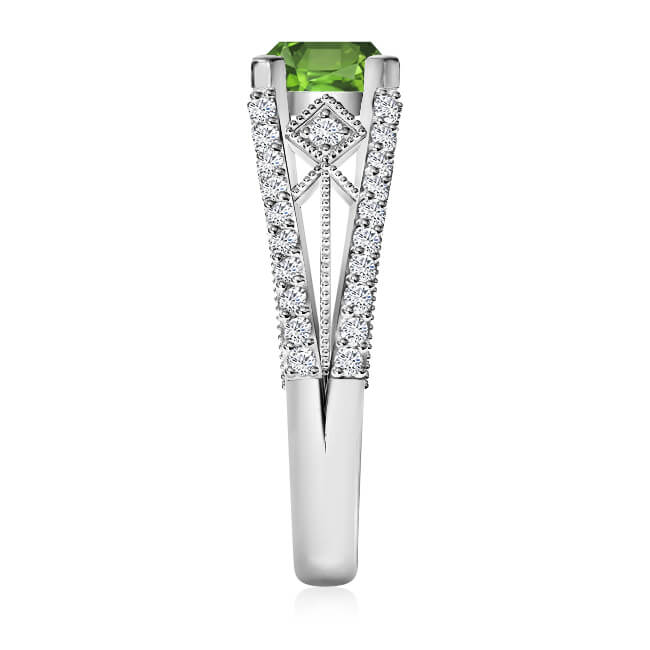https://goldiam.co.il/sites/default/files/D51917-1-R_whitegold_emerald.jpg