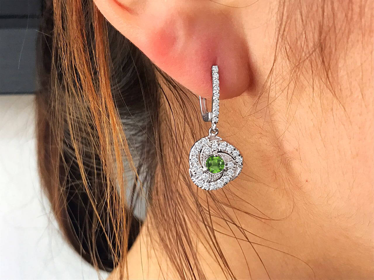 https://goldiam.co.il/sites/default/files/GOD-0022_whitegold_emerald.jpg