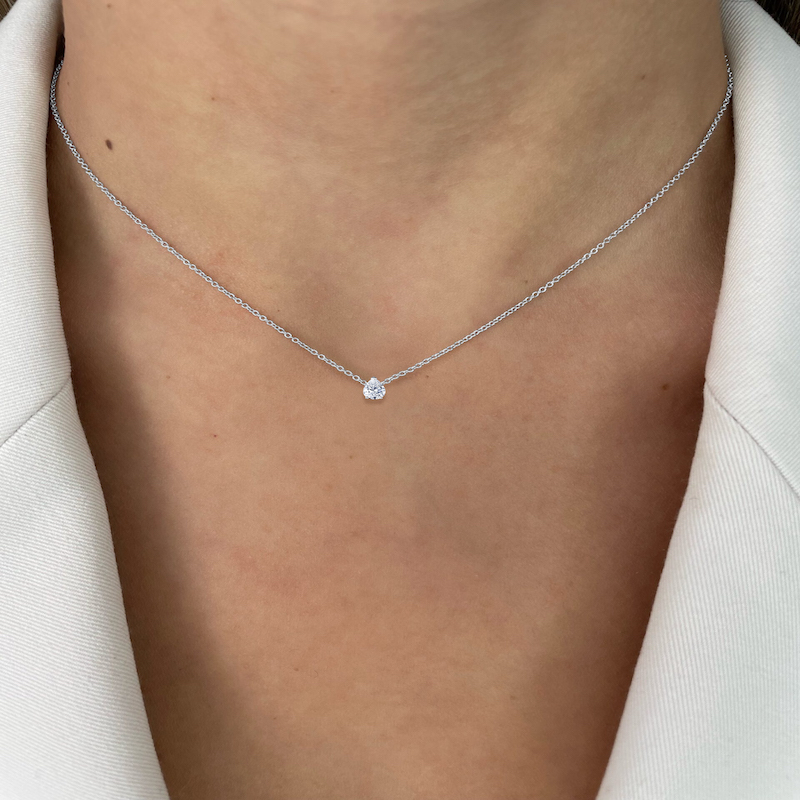 https://goldiam.co.il/sites/default/files/PEND-P-D-0.30_whitegold.jpg