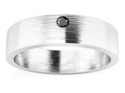 טבעת נישואים עם יהלום שחור קטן