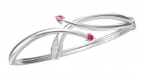צמיד BANGLE משובץ יהלומים ואבני חן.