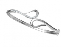 צמיד BANGLE משובץ יהלומים.